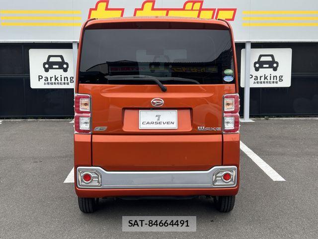 Daihatsu WAKE 2015-06 7331372-27
