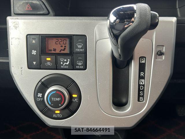 Daihatsu WAKE 2015-06 7331372-8