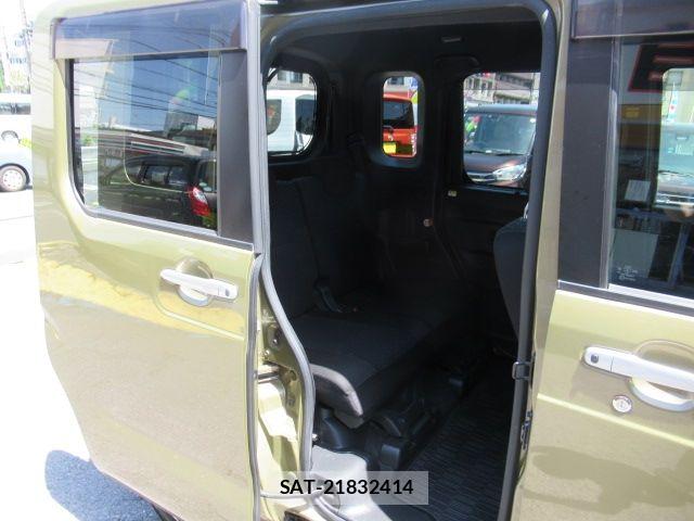 Daihatsu WAKE 2017-09 7331355-14