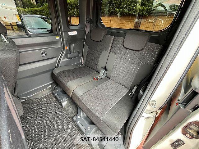 Daihatsu WAKE 2016-03 7331357-12