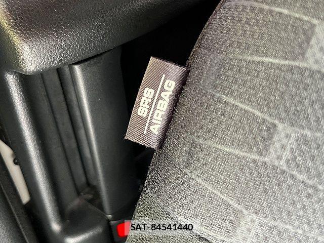 Daihatsu WAKE 2016-03 7331357-17