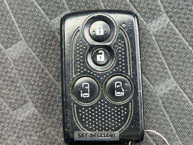 Daihatsu WAKE 2016-03 7331357-25