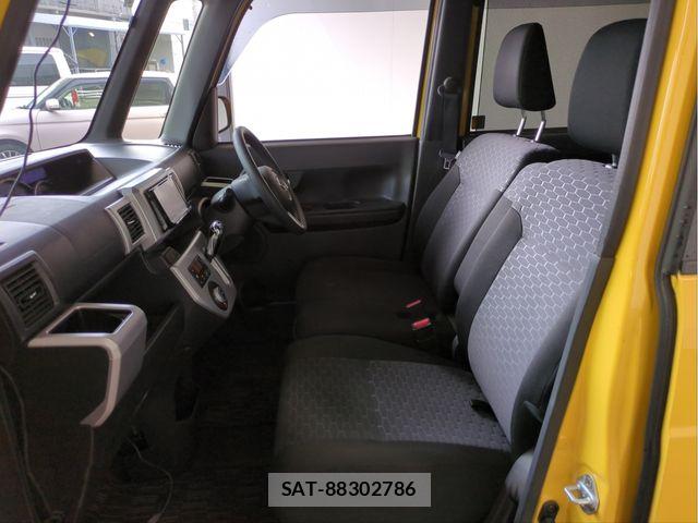 Daihatsu WAKE 2016-01 7360570-3