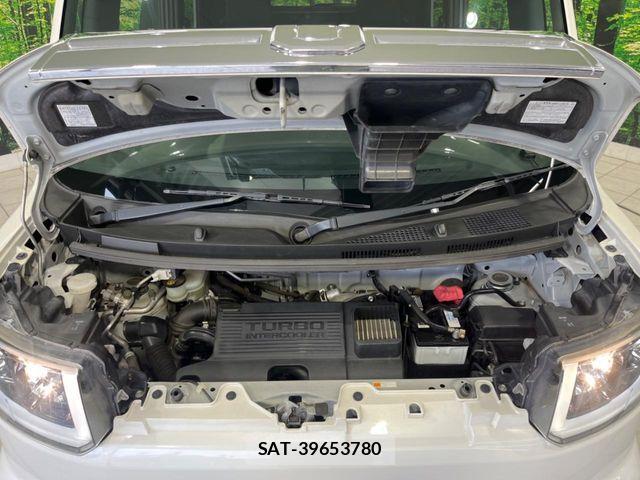 Daihatsu WAKE 2017-09 7458956-17