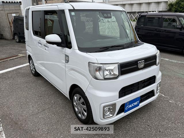 Daihatsu WAKE 2022-04 7458957-2