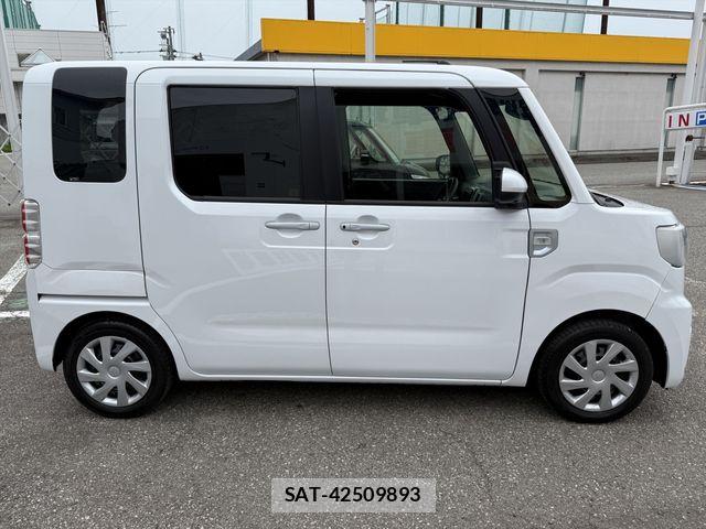 Daihatsu WAKE 2022-04 7458957-3