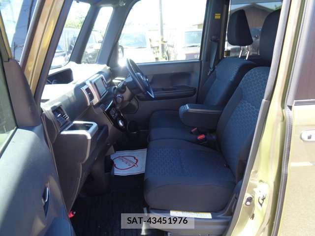 Daihatsu WAKE 2018-04 7458960-8