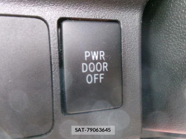 Daihatsu WAKE 2017-11 7458958-19
