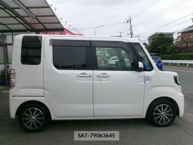 Daihatsu WAKE 2017-11 7458958-3