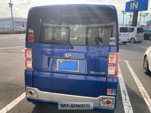 Daihatsu WAKE 2015-08 7458961-9