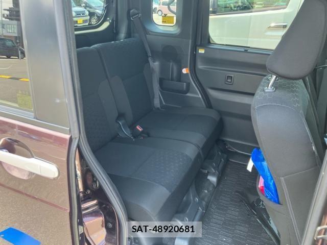 Daihatsu WAKE 2015-11 7510515-11