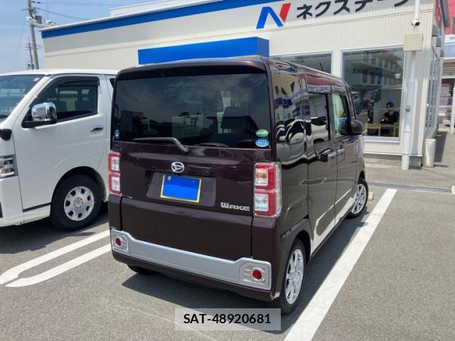 Daihatsu WAKE 2015-11 7510515-8