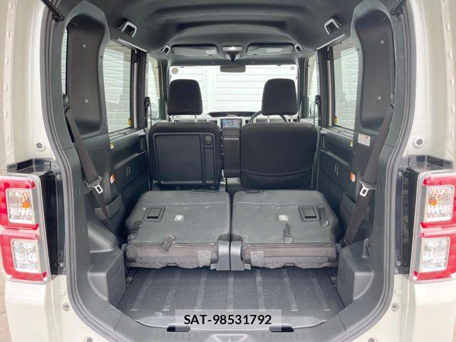 Daihatsu WAKE 2015-10 7621476-9