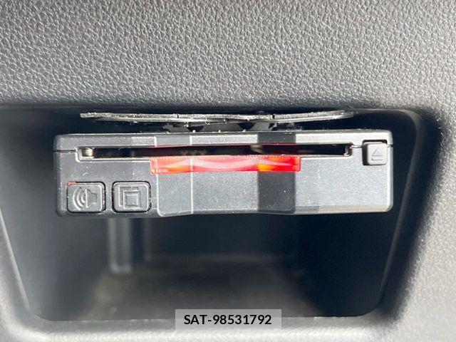 Daihatsu WAKE 2015-10 7621476-6