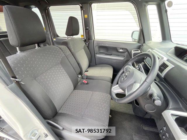 Daihatsu WAKE 2015-10 7621476-7