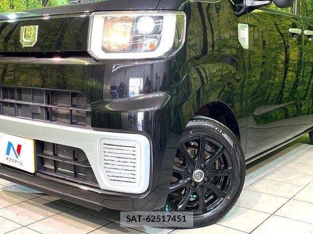 Daihatsu WAKE 2015-07 7621478-11