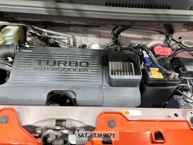 Daihatsu WAKE 2017-06 7621463-17