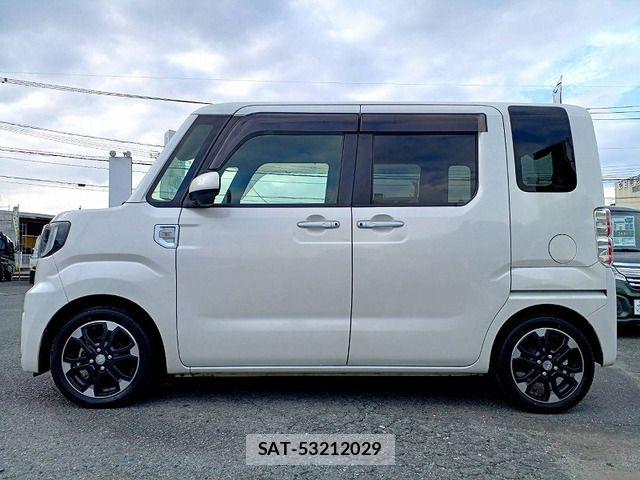 Daihatsu WAKE 2020-03 7621464-4