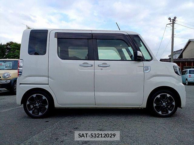 Daihatsu WAKE 2020-03 7621464-5
