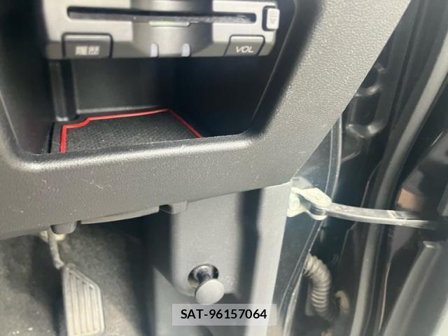 Daihatsu WAKE 2015-05 7621477-10