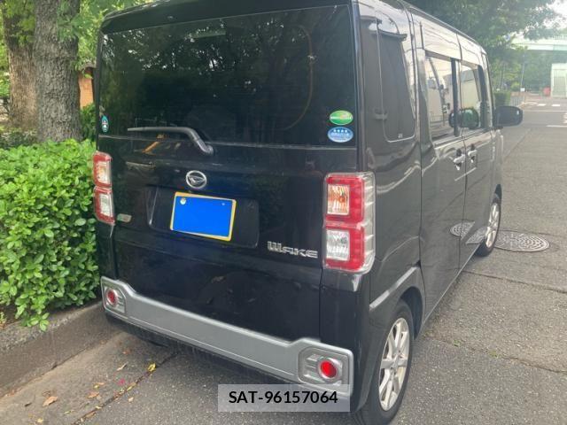 Daihatsu WAKE 2015-05 7621477-1