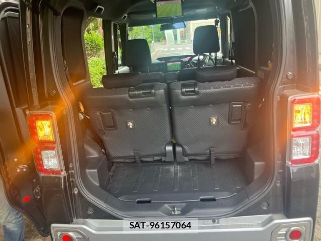 Daihatsu WAKE 2015-05 7621477-19