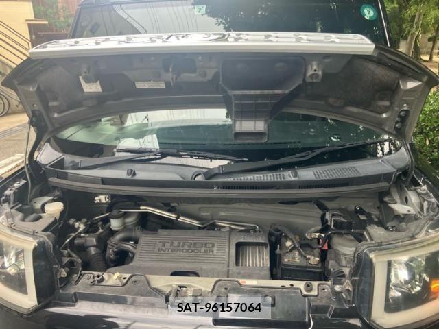 Daihatsu WAKE 2015-05 7621477-21