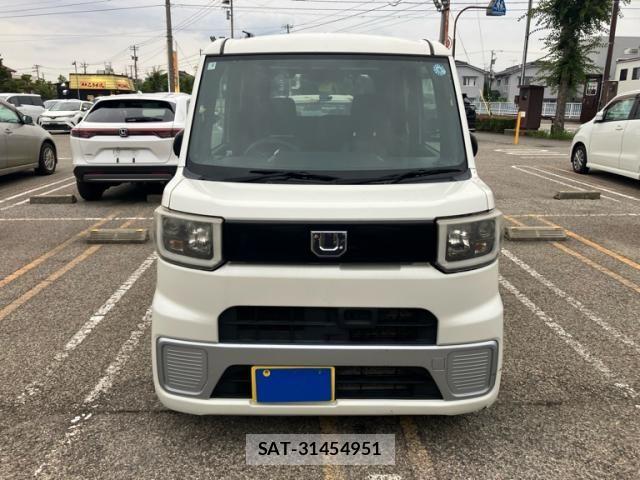Daihatsu WAKE 2015-03 7730928-1