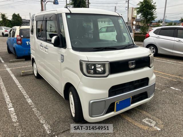 Daihatsu WAKE 2015-03 7730928-2