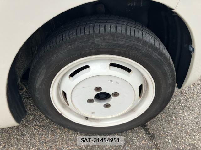 Daihatsu WAKE 2015-03 7730928-6