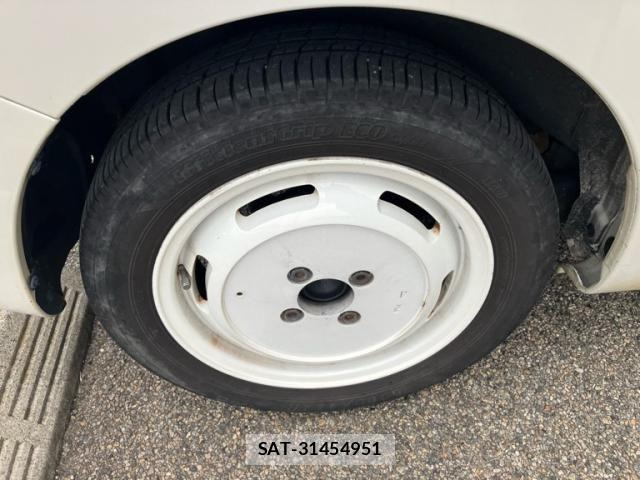 Daihatsu WAKE 2015-03 7730928-7