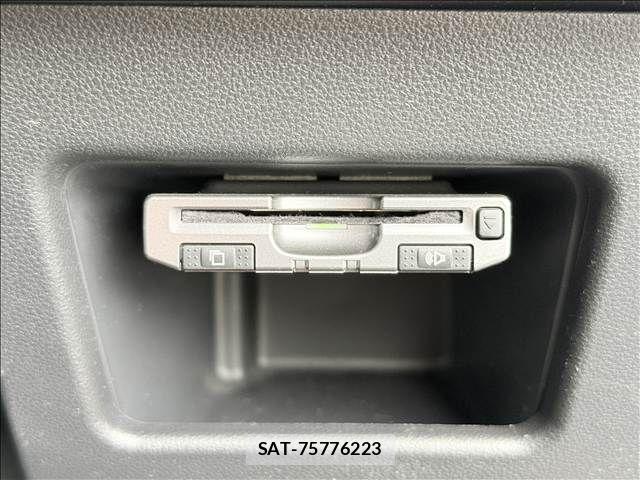 Daihatsu WAKE 2015-09 7730927-13