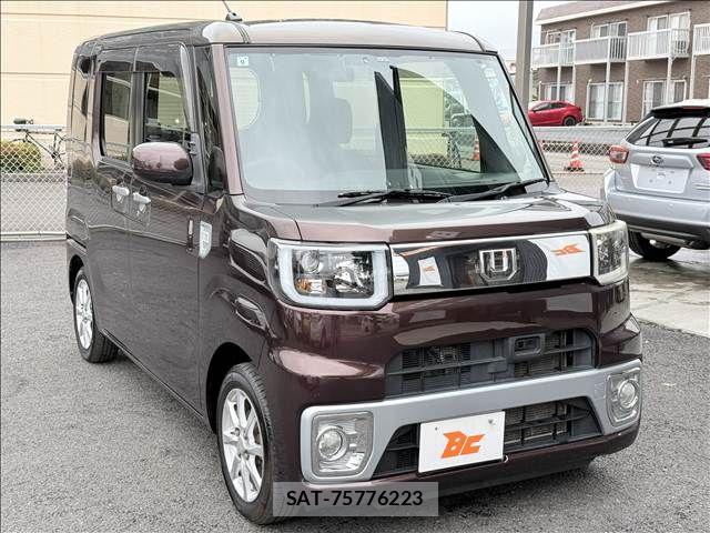Daihatsu WAKE 2015-09 7730927-4
