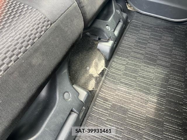Daihatsu WAKE 2018-01 7730926-13