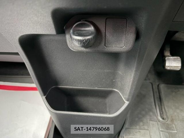 Daihatsu WAKE 2015-02 7880632-25