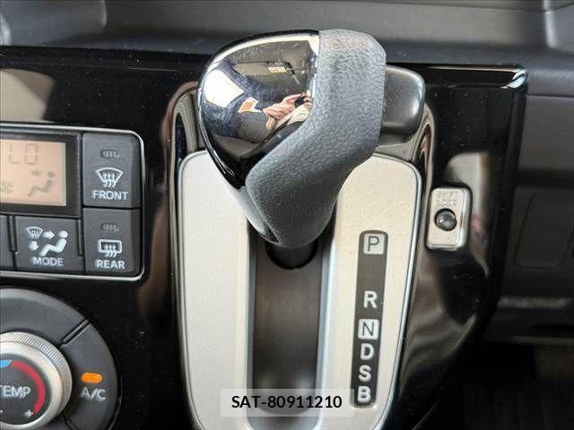 Daihatsu WAKE 2015-03 7880637-27