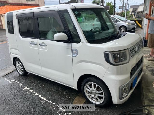 Daihatsu WAKE 2015-03 7903667-0