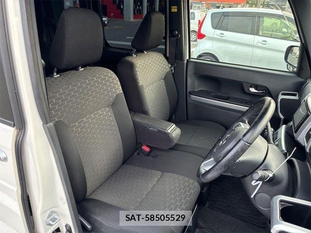 Daihatsu WAKE 2015-01 7903668-9