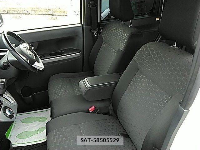 Daihatsu WAKE 2015-01 7903668-10