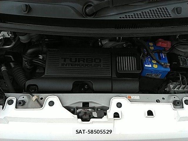 Daihatsu WAKE 2015-01 7903668-14