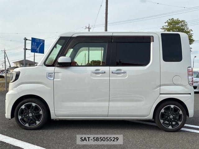 Daihatsu WAKE 2015-01 7903668-15