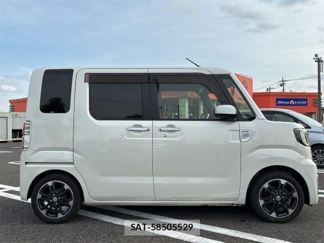 Daihatsu WAKE 2015-01 7903668-16