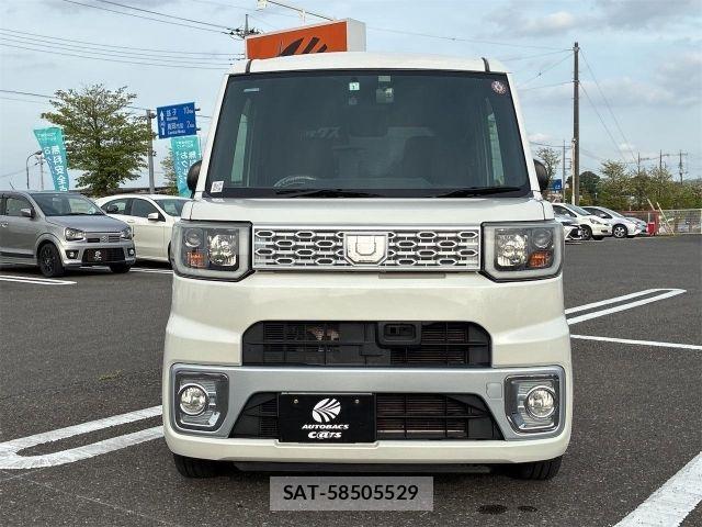 Daihatsu WAKE 2015-01 7903668-3