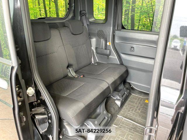 Daihatsu WAKE 2015-08 7964472-14
