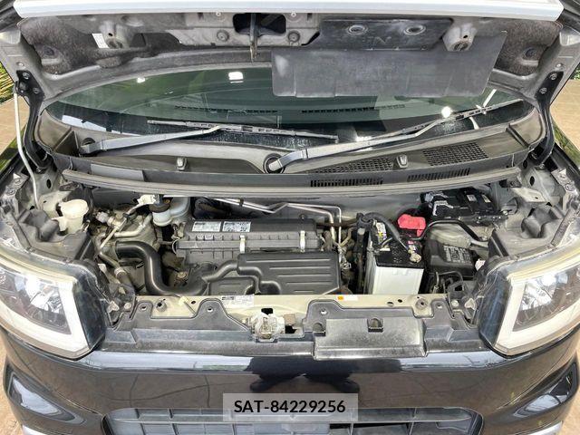 Daihatsu WAKE 2015-08 7964472-17