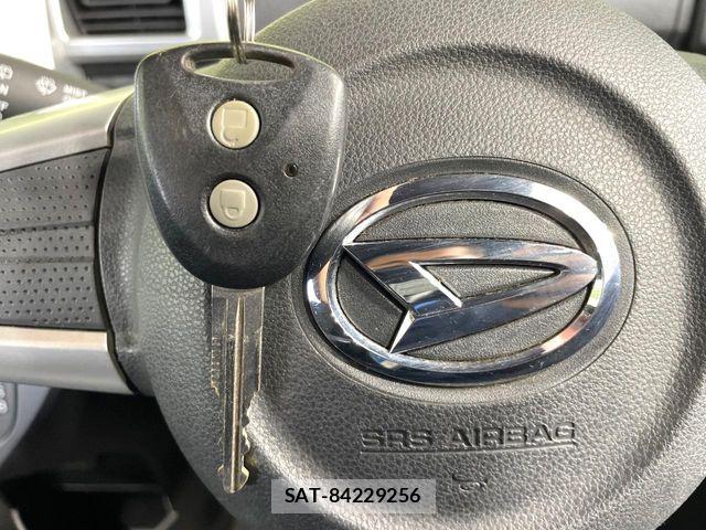 Daihatsu WAKE 2015-08 7964472-4