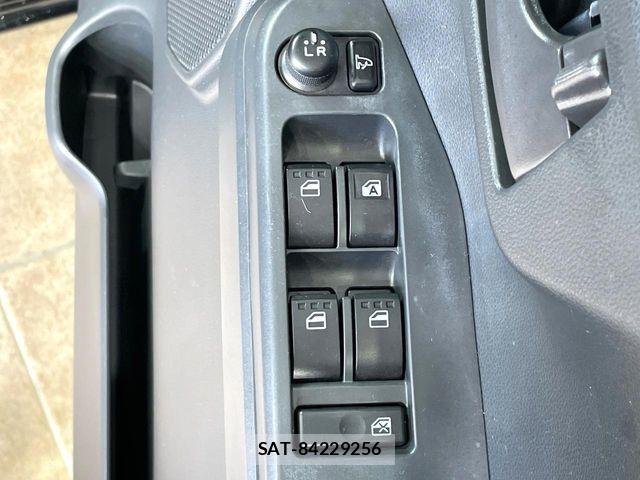 Daihatsu WAKE 2015-08 7964472-6
