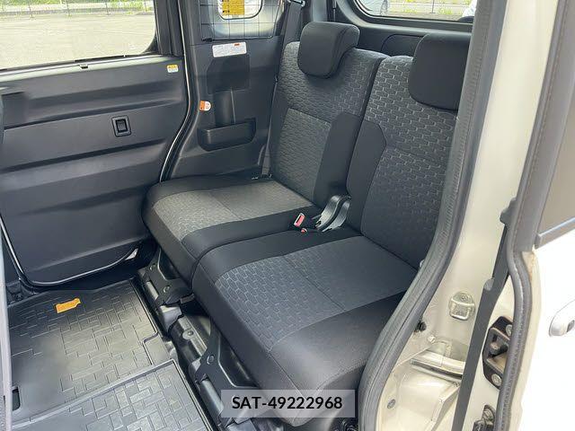 Daihatsu WAKE 2016-09 7964471-12