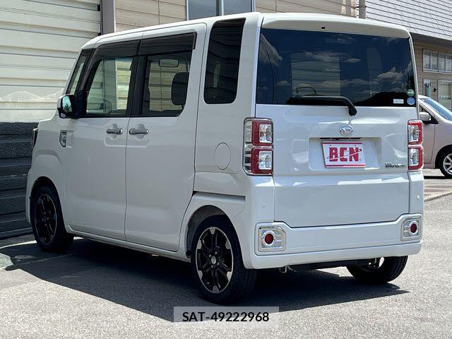 Daihatsu WAKE 2016-09 7964471-8