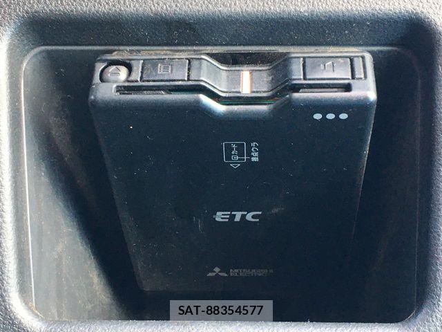 Daihatsu WAKE 2021-06 7981627-29